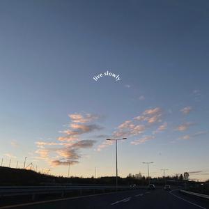 小樱答应让博人吃饺子
