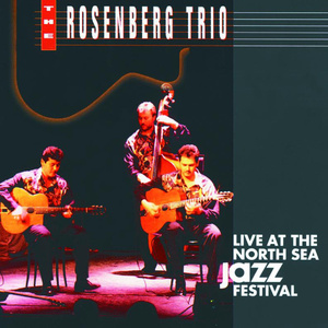 小樱答应让博人吃饺子
